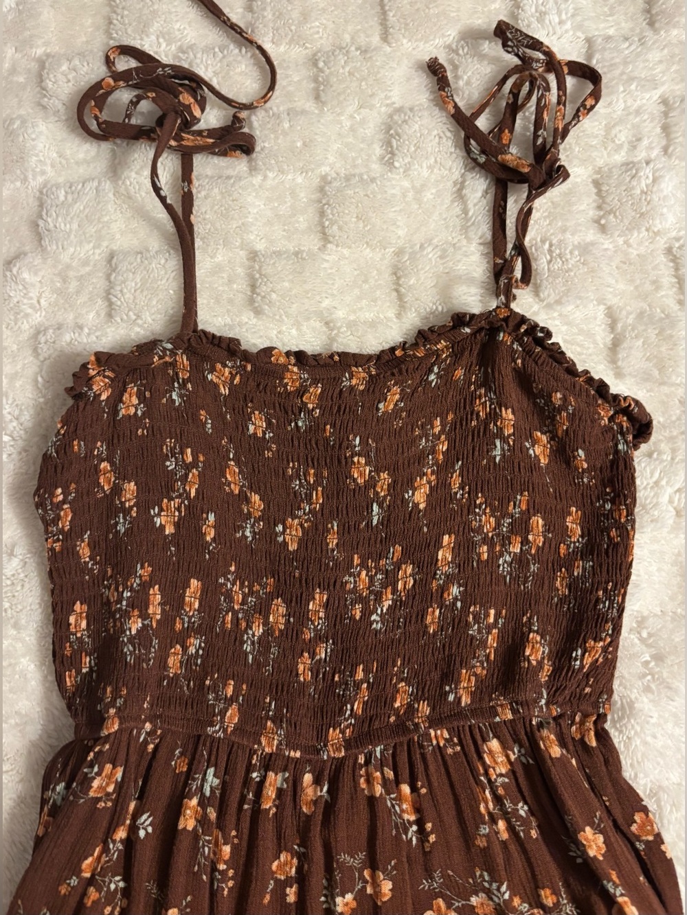 Brown Floral Smocked Wide-Leg Jumpsuit with Tie Straps - Picture 4 of 8